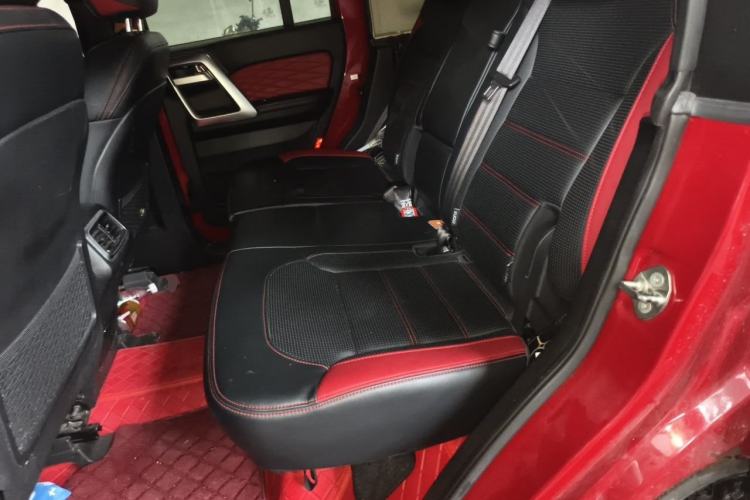 Used BAIC Off-Road BJ40 2018 PLUS 2.3T Automatic Four-Wheel Drive Flagship Version China V Emission Standard Left Rear Seat