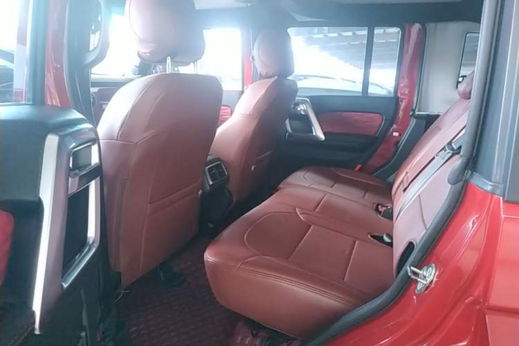 Used BAIC Off-Road BJ40 2018 PLUS 2.3T Automatic Four-Wheel Drive Premium Edition China V Left Rear Seat