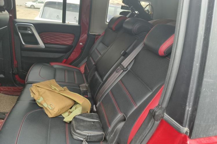 Used BAIC Off-Road BJ40 2018 PLUS 2.3T Automatic Four-Wheel Drive Premium Edition China V Left Rear Seat