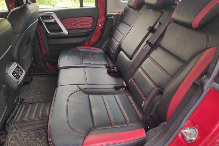 Used BAIC Off-Road BJ40 2018 PLUS 2.0T Automatic Four-Wheel Drive Urban Hunter Edition Left Rear Seat