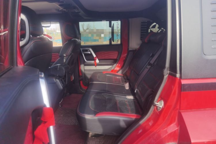 Used BAIC Off-Road BJ40 2018 PLUS 2.0T Manual Four-Wheel Drive Premium Edition China V Left Rear Seat