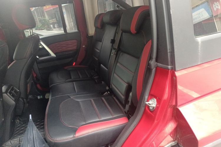 Used BAIC Off-Road BJ40 2018 PLUS 2.3T Automatic Four-Wheel Drive Premium Edition China V Left Rear Seat