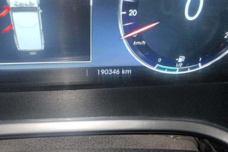 Used BAIC Off-Road BJ40 2018 PLUS 2.0D Manual Four-Wheel Drive Prestige Model China V Emission Standard Odometer Close Up