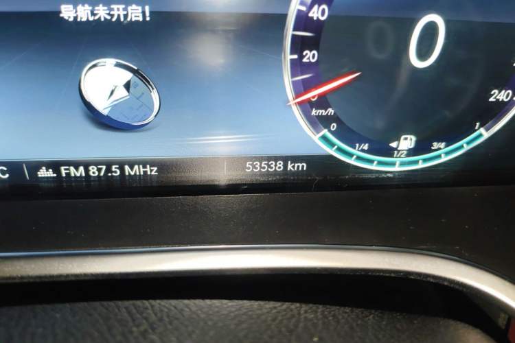 Used BAIC Off-Road BJ40 2018 PLUS 2.3T Automatic Four-Wheel Drive Flagship Version China V Emission Standard Odometer Close Up