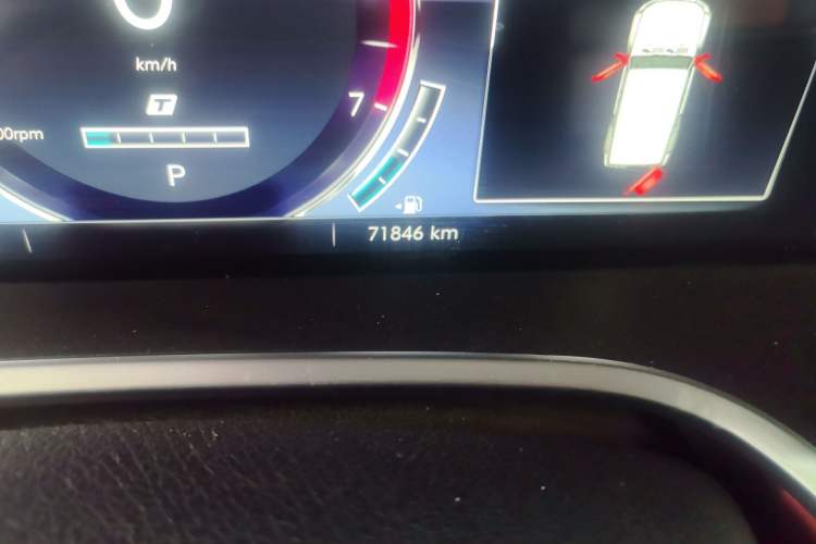 Used BAIC Off-Road BJ40 2018 PLUS 2.3T Automatic Four-Wheel Drive Flagship Version China V Emission Standard Odometer Close Up