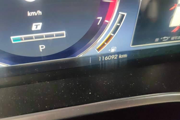 Used BAIC Off-Road BJ40 2018 PLUS 2.3T Automatic Four-Wheel Drive Flagship Version China V Emission Standard Odometer Close Up