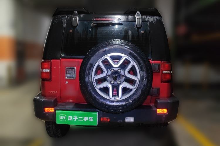 Used BAIC Off-Road BJ40 2018 40L 2.0T Manual Diesel Four-Wheel Drive Prestige Edition Rear