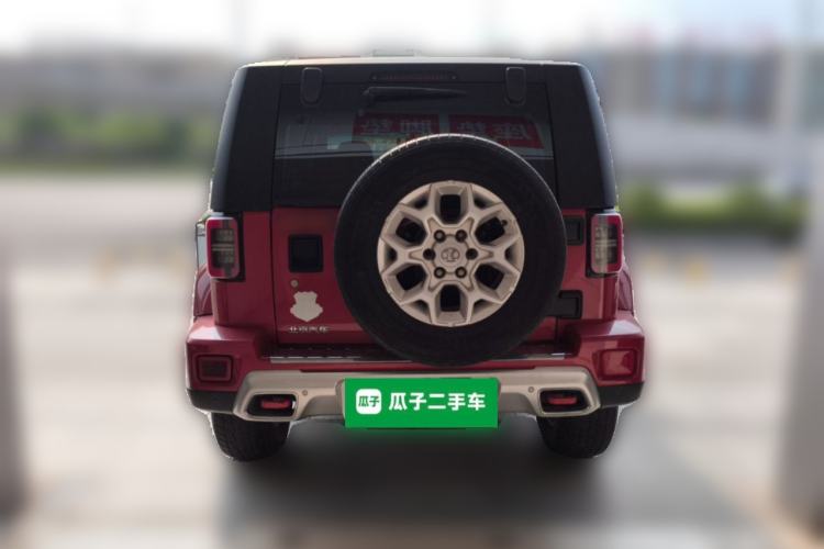 Used BAIC Off-Road BJ40 2018 PLUS 2.0D Manual Four-Wheel Drive Prestige Model China V Emission Standard Rear