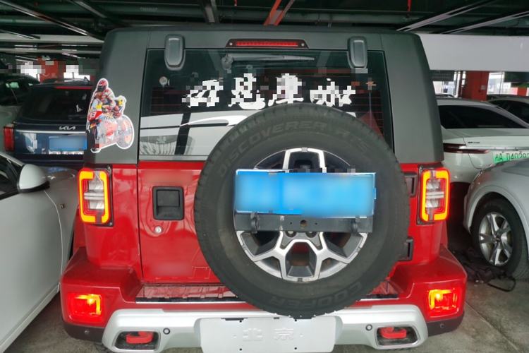 Used BAIC Off-Road BJ40 2018 PLUS 2.3T Automatic Four-Wheel Drive Flagship Version China V Emission Standard Rear