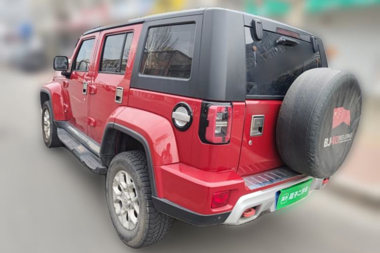 Used BAIC Off-Road BJ40 2018 PLUS 2.0D Manual Four-Wheel Drive Prestige Model China V Emission Standard