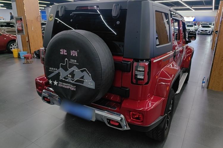 Used BAIC Off-Road BJ40 2018 2.3T Automatic Four-Wheel Drive Ring of the Tower Champion Edition China V Emission Standard Rear Right 45 Deg