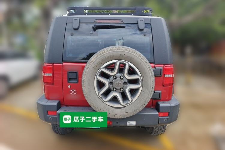 Used BAIC Off-Road BJ40 2018 40L 2.0T Manual Diesel Four-Wheel Drive Prestige Edition Rear