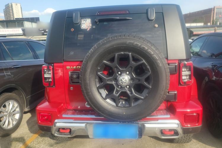 Used BAIC Off-Road BJ40 2018 2.3T Automatic Four-Wheel Drive Ring of the Tower Champion Edition China V Emission Standard Rear