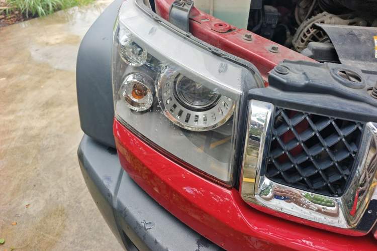 Used BAIC Off-Road BJ40 2018 40L 2.0T Manual Diesel Four-Wheel Drive Prestige Edition Right Front Headlight
