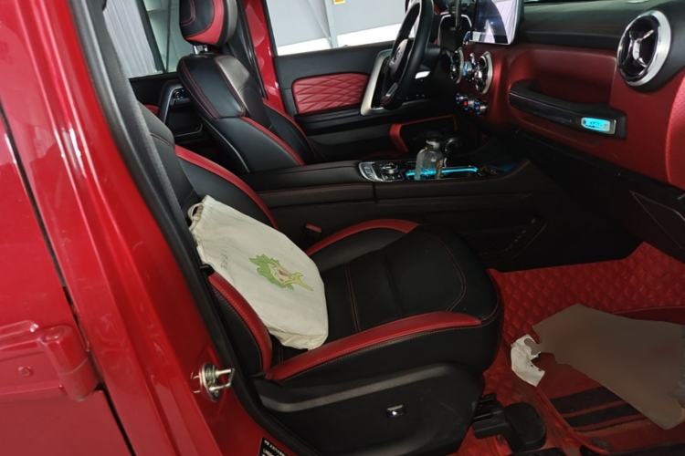Used BAIC Off-Road BJ40 2018 PLUS 2.3T Automatic Four-Wheel Drive Premium Edition China V Right Front Seat