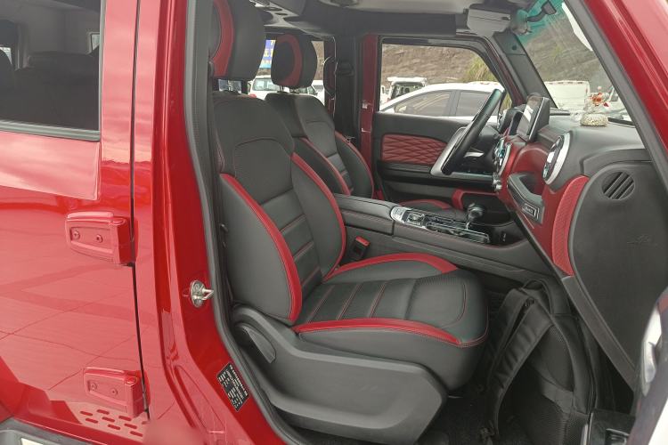 Used BAIC Off-Road BJ40 2018 PLUS 2.3T Automatic Four-Wheel Drive Premium Edition China V Right Front Seat