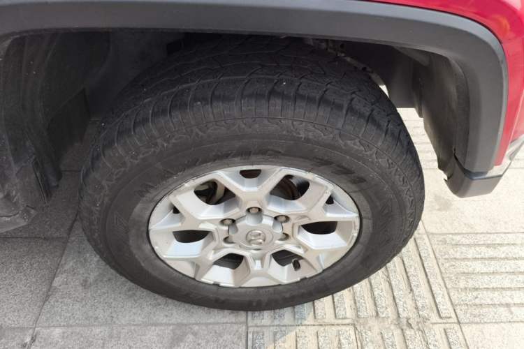 Used BAIC Off-Road BJ40 2018 PLUS 2.0D Manual Four-Wheel Drive Prestige Model China V Emission Standard Right Front Wheel Hub