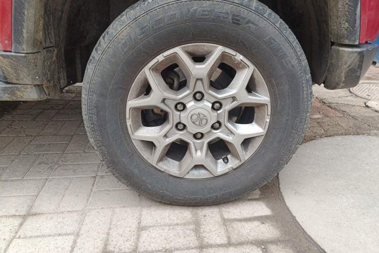 Used BAIC Off-Road BJ40 2018 PLUS 2.0T Manual Four-Wheel Drive Prestige Edition China V Right Front Wheel Hub