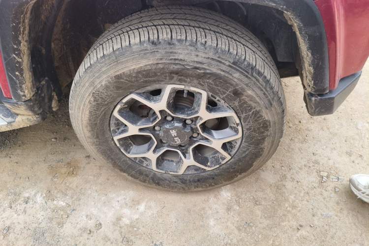 Used BAIC Off-Road BJ40 2018 PLUS 2.3T Automatic Four-Wheel Drive Premium Edition China V Right Front Wheel Hub
