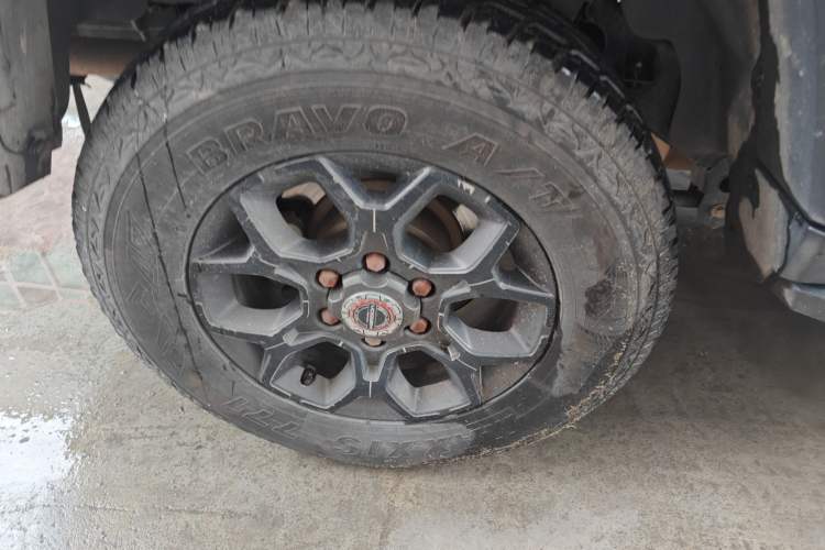 Used BAIC Off-Road BJ40 2018 PLUS 2.3T Automatic Four-Wheel Drive Flagship Version China V Emission Standard Right Rear Wheel Hub