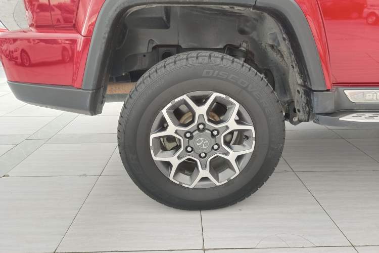 Used BAIC Off-Road BJ40 2018 PLUS 2.3T Automatic Four-Wheel Drive Premium Edition China V Right Rear Wheel Hub