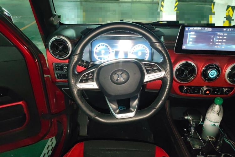 Used BAIC Off-Road BJ40 2018 PLUS 2.3T Automatic Four-Wheel Drive Flagship Version China V Emission Standard Steering Wheel
