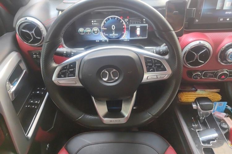Used BAIC Off-Road BJ40 2018 PLUS 2.3T Automatic Four-Wheel Drive Flagship Version China V Emission Standard Steering Wheel
