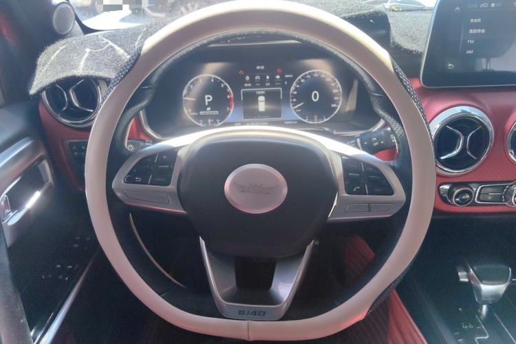 Used BAIC Off-Road BJ40 2018 PLUS 2.3T Automatic Four-Wheel Drive Flagship Version China V Emission Standard Steering Wheel