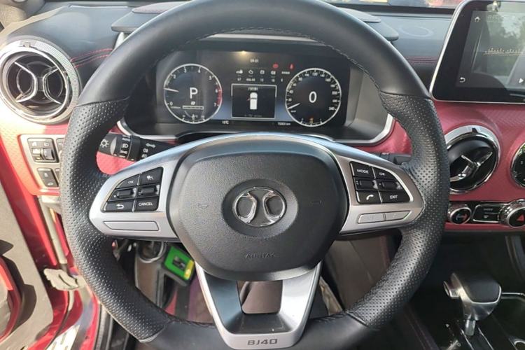 Used BAIC Off-Road BJ40 2018 PLUS 2.3T Automatic Four-Wheel Drive Flagship Version China V Emission Standard Steering Wheel