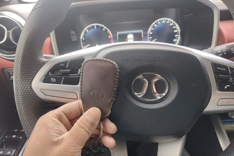 Used BAIC Off-Road BJ40 2018 PLUS 2.0D Manual Four-Wheel Drive Prestige Model China V Emission Standard