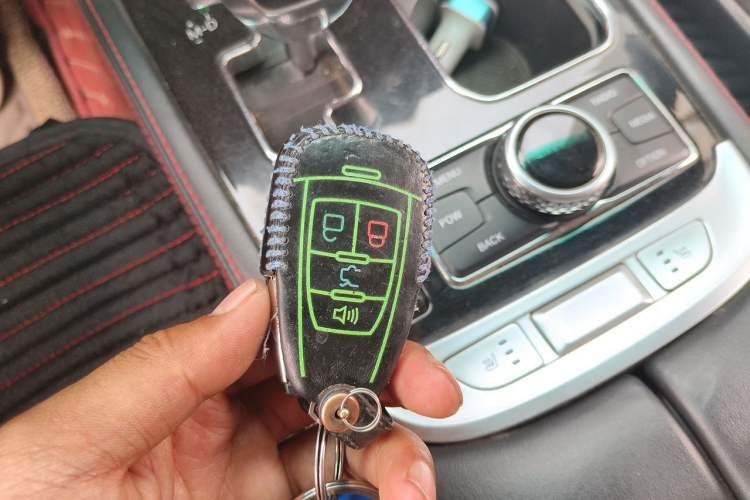 Used BAIC Off-Road BJ40 2018 PLUS 2.3T Automatic Four-Wheel Drive Premium Edition China V Vehicle Key