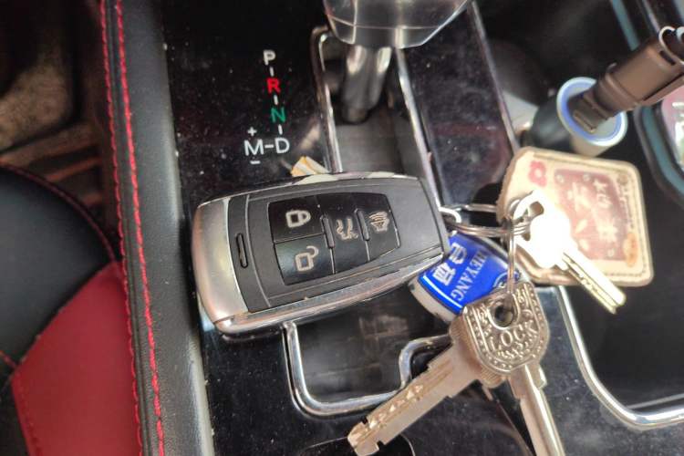 Used BAIC Off-Road BJ40 2018 PLUS 2.0T Automatic Four-Wheel Drive Urban Hunter Edition Vehicle Key