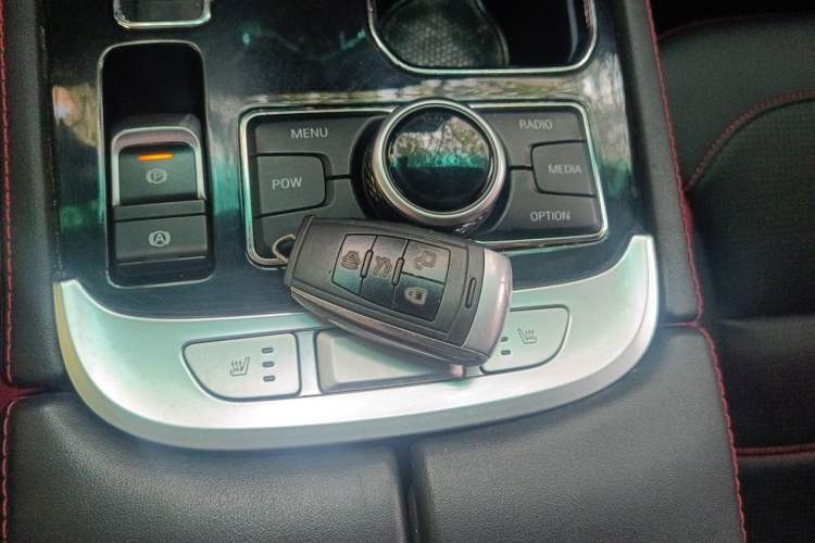 Used BAIC Off-Road BJ40 2018 PLUS 2.3T Automatic Four-Wheel Drive Premium Edition China V Vehicle Key
