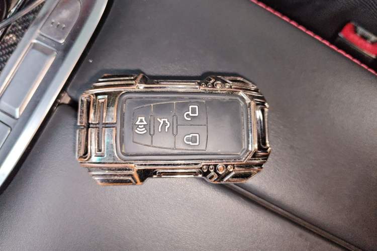Used BAIC Off-Road BJ40 2018 PLUS 2.3T Automatic Four-Wheel Drive Premium Edition China V Vehicle Key
