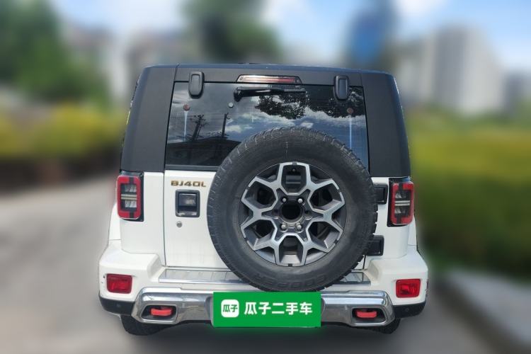 Used BAIC Off-Road BJ40 2018 PLUS 2.3T Automatic Four-Wheel Drive Flagship Version China V Emission Standard Rear