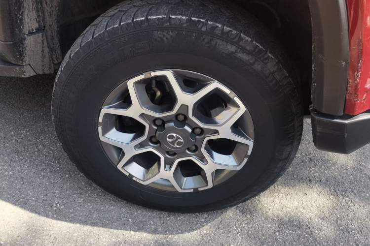 Used BAIC Off-Road BJ40 2018 PLUS 2.3T Automatic Four-Wheel Drive Premium Edition China V Right Front Wheel Hub