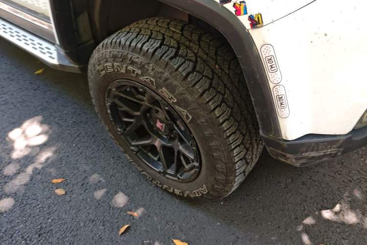 Used BAIC Off-Road BJ40 2018 PLUS 2.3T Automatic Four-Wheel Drive Flagship Version China V Emission Standard Right Front Wheel Hub