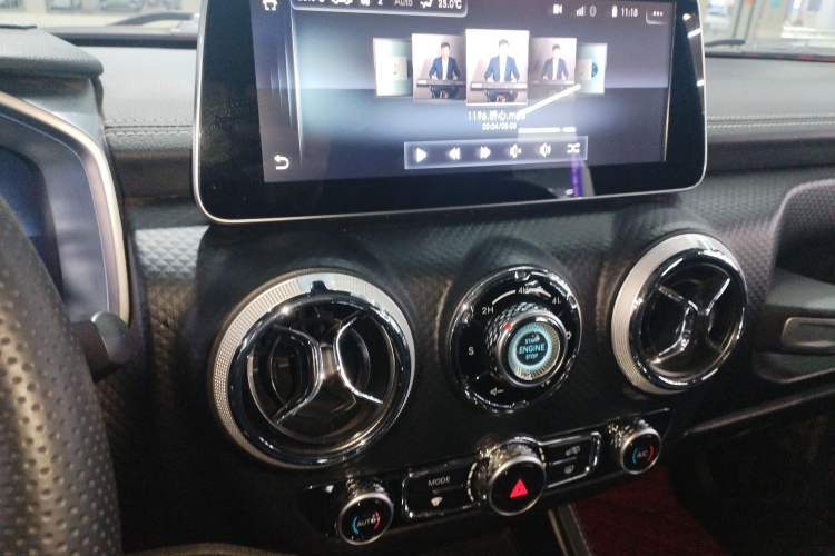Used BAIC Off-Road BJ40 2019 PLUS 2.3T Automatic Four-Wheel Drive Premium Edition China VI Audio And AC Panel