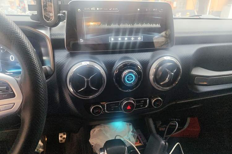 Used BAIC Off-Road BJ40 2019 PLUS 2.3T Automatic Four-Wheel Drive Premium Edition China VI Audio And AC Panel