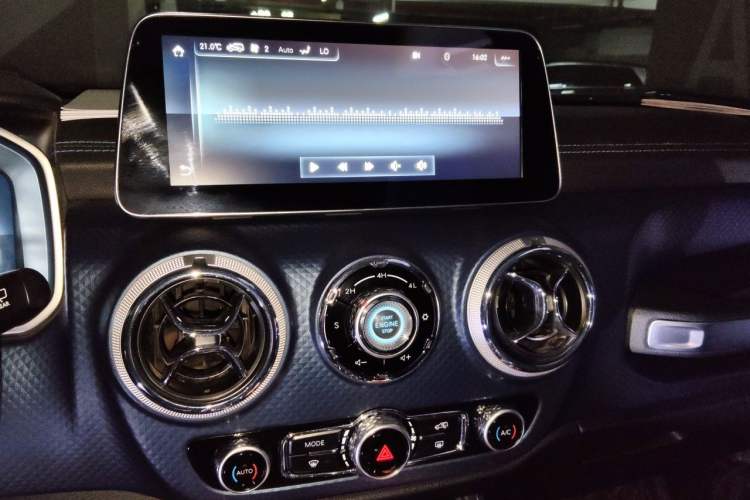 Used BAIC Off-Road BJ40 2019 PLUS 2.3T Automatic Four-Wheel Drive Premium Edition China VI Audio And AC Panel