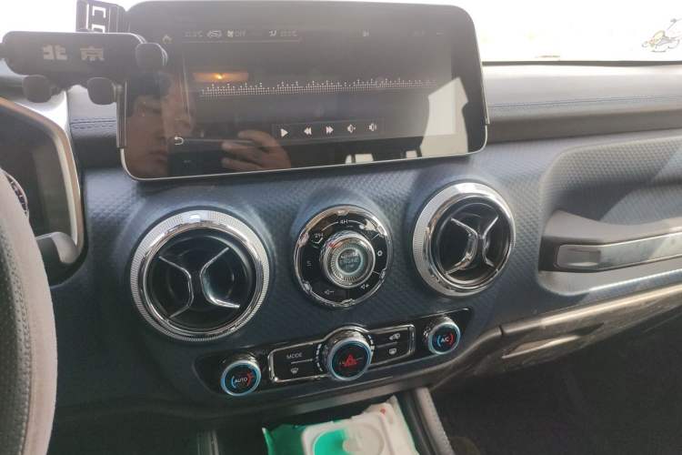 Used BAIC Off-Road BJ40 2019 PLUS 2.3T Automatic Four-Wheel Drive Premium Edition China VI Audio And AC Panel