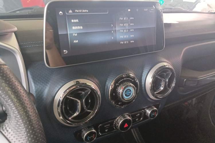 Used BAIC Off-Road BJ40 2019 PLUS 2.3T Automatic Four-Wheel Drive Premium Edition China VI Audio And AC Panel