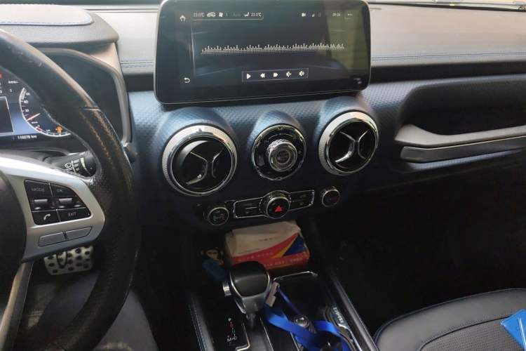 Used BAIC Off-Road BJ40 2019 PLUS 2.3T Automatic Four-Wheel Drive Premium Edition China VI Audio And AC Panel