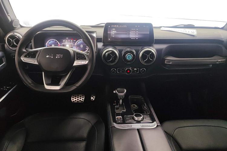 Used BAIC Off-Road BJ40 2019 PLUS 2.3T Automatic Four-Wheel Drive Premium Edition China VI Center Console