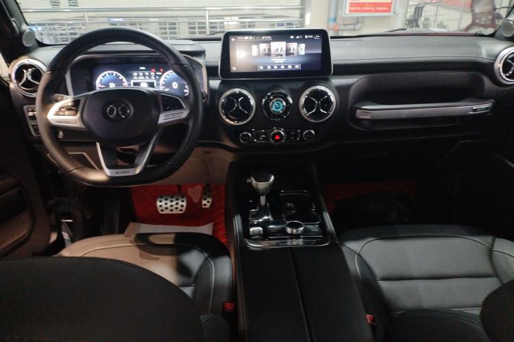 Used BAIC Off-Road BJ40 2019 PLUS 2.3T Automatic Four-Wheel Drive Premium Edition China VI Center Console
