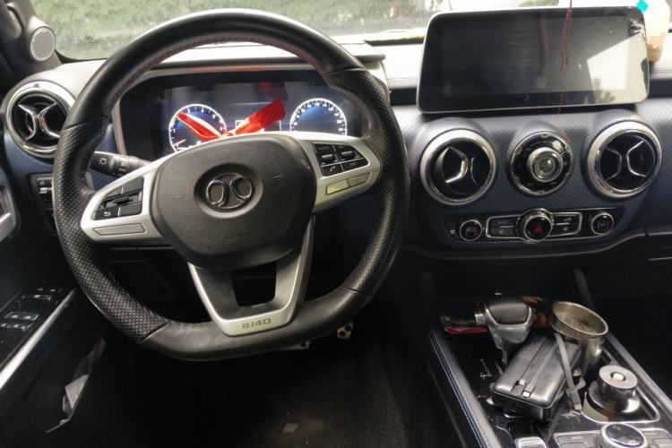 Used BAIC Off-Road BJ40 2019 PLUS 2.3T Automatic Four-Wheel Drive Premium Edition China VI Center Console