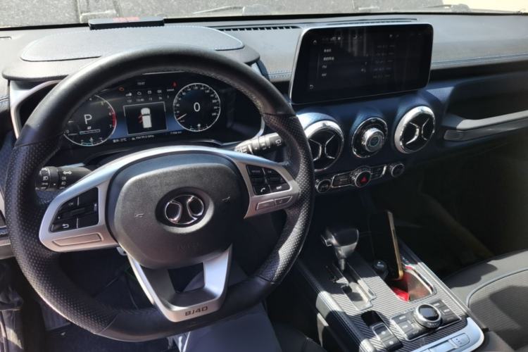 Used BAIC Off-Road BJ40 2019 PLUS 2.3T Automatic Four-Wheel Drive Premium Edition China VI Center Console