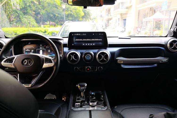 Used BAIC Off-Road BJ40 2019 PLUS 2.3T Automatic Four-Wheel Drive Premium Edition China VI Center Console