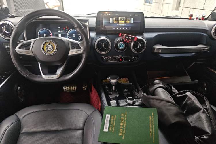 Used BAIC Off-Road BJ40 2019 PLUS 2.3T Automatic Four-Wheel Drive Premium Edition China VI Center Console