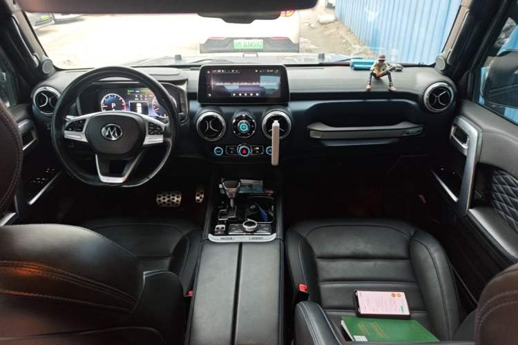 Used BAIC Off-Road BJ40 2019 PLUS 2.3T Automatic Four-Wheel Drive Flagship Edition China VI Emission Standard Center Console